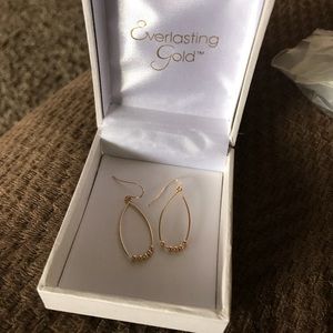 10k Gold beaded teardrop Earrings